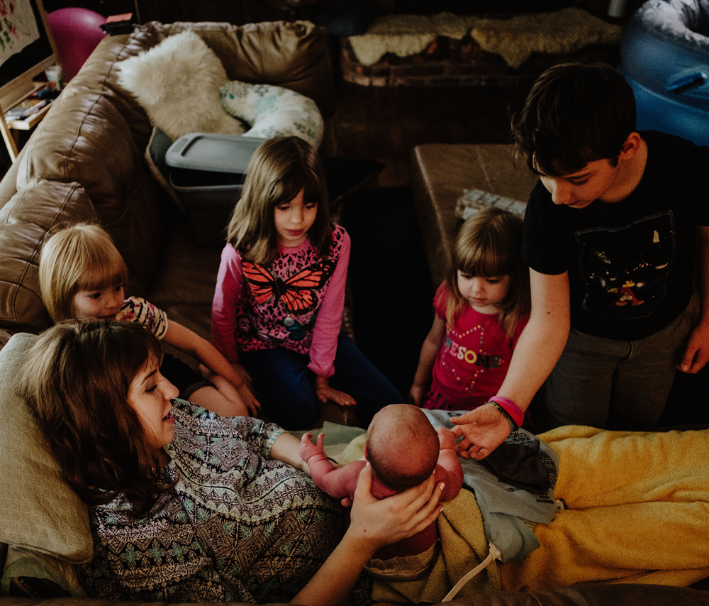 Family meets newborn